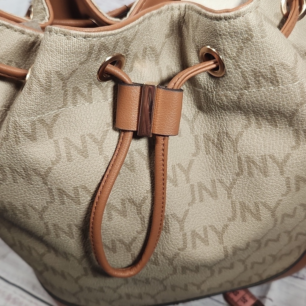 NWT Jones New York monogram hobo bag - Picture 8 of 14